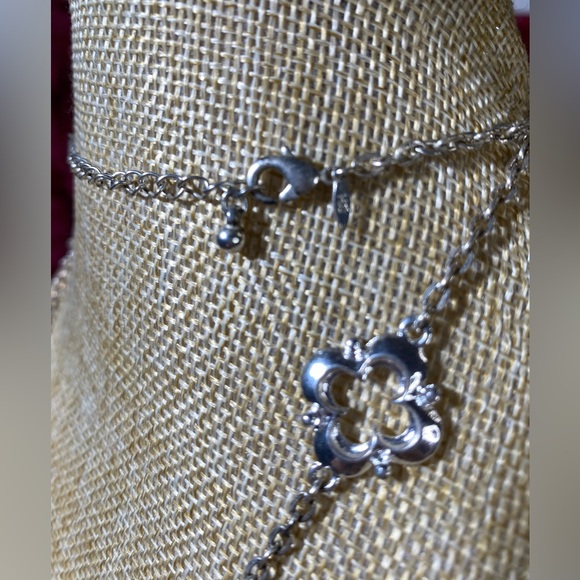 Virgin Mary Miraculous Medal Large 1.5” Catholic Pendant on Embellished Chain. - Picture 4 of 8